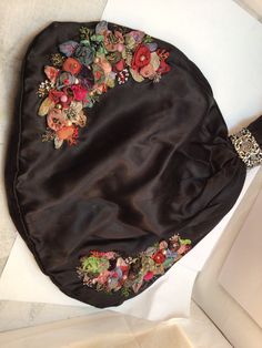 Wonderful embroidered bag, two lengths of straps with entry on either side Embroidery is in excellent condition,.. Embroidery Purse, S Embroidery, Victorian Design, Embroidered Bag, Coin Purses, Purse Pouch, Coin Purse, Coin, Pouch