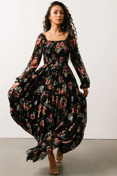 The Isabela Smocked Maxi Dress is one of a kind! You can't go wrong with this gorgeous floral dress! Black Floral Dress Outfit, Beautiful Boho Dresses, Floral Dress Outfits, Smocked Maxi Dress, Fall Floral Dress, Black Floral Maxi Dress, Gaun Fashion, Maxi Dress Outfit, Black Floral Dress