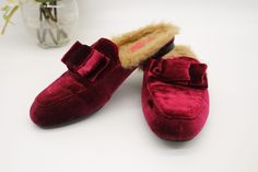 Adorable fur lined mules in red velvet by Catherine Malangrino.  Size 7.5 women Length is 10" Width is 3.25" Condition is excellent.  Sole shows some signs of being previously loved. Visit my Etsy shop aprilejoi.etsy.com  for more vintage items. Reach out to me if you have any questions! Best Regards, AprileJoi Red Round Toe Slippers For Winter, Red Round Toe Winter Slippers, Winter Red Round Toe Slippers, Winter Slip-on Mules, Winter Slippers With Flat Heel, Slip On Shoes Womens, Red Fur, Clogs And Mules, Cute Cottage