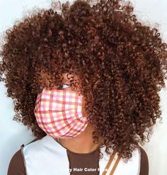 25 Vibrant Curly Hair Color Ideas for a Stunning Makeover Copper Highlights Natural Hair, Cinnamon Curly Hair, Copper Curly Hair Black Women, Dark Copper Curly Hair, Coily Natural Hair, Natural Hair Highlights, Natural Hair Men