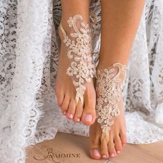 Wedding Rose Gold silverblack Barefoot Sandalsbridal Foot - Etsy Lace Wedding Decor, Sandals Bridal, Bridesmaid Sandals, Lace Barefoot Sandals, Lace Bridal Shoes, Barefoot Sandals Wedding, Wedding Shoes Bridesmaid, Beach Wedding Sandals, Bridal Anklet