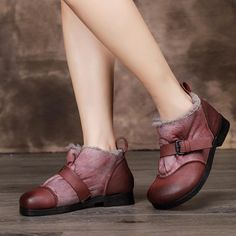 Item Code4373354446910MaterialUpper Material: LeatherOutsole Material: RubberInsole Material: WoolLining Material: WoolProduct Details:·Casual·Spliced·Soft,ComfortablePS:We adopt the top leather,each pair of shoes is limited edition.There may be a little different in the color and the leather grains.Size: 35-4035Length: 22.10-22.50 cm/ 8.70-8.86 "Width: 8.50 cm/ 3.35 "36Length: 22.60-23.00 cm/ 8.90-9.06 "Width: 8.50-9.00 cm/ 3.35-3.54 "37Length: 23.10-23.50 cm/ 9.09-9.25 "Width: 9.00 cm/ 3.54 "38Length: 23.60-24.00 cm/ 9.29-9.45 "Width: 9.00-9.50 cm/ 3.54-3.74 "39Length: 24.10-24.50 cm/ 9.49-9.65 "Width: 9.50 cm/ 3.74 "40Length: 24.60-25.00 cm/ 9.69-9.84 "Width: 9.50-10.00 cm/ 3.74-3.94 " Flat Leather Boots With Leather Sole, Leather Flat Boots For Fall, Casual Flat Winter Boots, Casual Flat Leather Boots, Casual Flat Boots With Leather Sole, Flat Heel Boots With Cushioned Footbed, Slip-on Boots With Flat Heel For Fall, Fall Season Slip-on Boots With Closed Toe, Fall Slip-on Closed Toe Boots