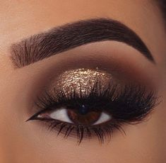 Goldish Eye Makeup, Brown Smokey Eye Glitter, Brown Smokey Eye With Gold Shimmer, Bridesmaids Makeup Smokey Eye, Eye Makeup For Night Wedding, Wedding Makeup For Brown Eyes Dramatic, Smokey Eye With Gold Makeup, 21st Birthday Makeup Ideas Natural, Matric Makeup Ideas