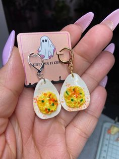 Handmade deviled egg earrings perfect for the holidays. Can choose from gold or silver jewelry. Easter Jewelry Gift For Pierced Ears, Easter Gift Jewelry For Pierced Ears, Diy Polymer Clay Earrings Ideas, Polymer Clay Earrings Ideas, Wacky Earrings, Clay Earrings Ideas, Diy Polymer Clay Earrings, Silly Earrings, Gold Or Silver Jewelry