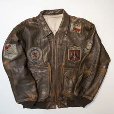 Top Gun England 1027 GGF Texas Dallas Brown Jacket Cool Vintage Jackets, Patched Leather Jacket, Patch Leather Jacket, Aesthetic Jackets, Aviation Jacket, Vintage Distressed Leather Jacket, Fitted Vintage Brown Leather Jacket, Fighter Pilot Jacket, Thrifted Jacket