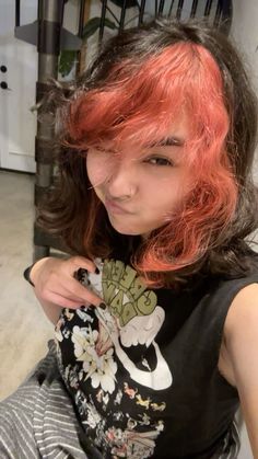 Emo scene goth girl alternative latina green day band tee pink hair bangs insp selfie cute Pink Hair Bangs, Green Day Band, Selfie Cute, Scene Goth, Hair Bangs, Goth Girl, Emo Scene, Green Day