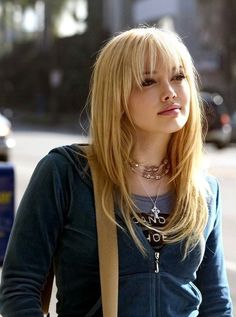 2000s Hair, 2000s Hairstyles, Y2k Hairstyles, Long Blonde, Hilary Duff, Long Blonde Hair