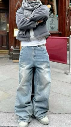 Baggie Jeans Outfit, Baggy Jeans Outfits, Demure Outfit, Blue Jeans Outfit Men, Baggy Jeans Outfit, Streetwear Outfit Ideas, Blue Jean Outfits, Baggy Clothes