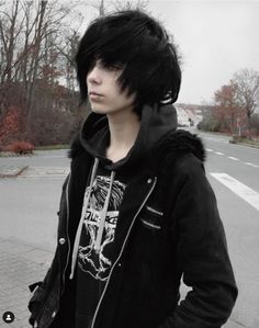 Emo Boy Haircut, Emo Outfits 2000s, Emo Boy Hair, Cute Emo Guys, Emo People, Emo Men, Scene Boys