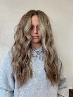 Ashy blonde Ashy Toner For Blonde Hair, Dark Blonde Ashy Hair, Ashy Lived In Blonde, Bronde Ashy Hair, Dirty Blonde Hair Ashy, Light Brown Hair No Highlights, Ashy Beige Hair, Ashy Brown Blonde Hair, Ashy Dark Blonde Balayage