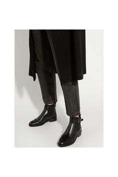 Synonymous with Dune London, the Chelsea boot is a long-standing classic favoured for its transitional appeal. Question perfectly blends a contemporary aesthetic with our iconic heritage. Crafted from leather with a brogue design, the round toe style has been set on a lightweight outsole and has been detailed with elastic inserts and a pull-on tab or with pull on tabs tab. Finished with buckled strap, this style will become a go-to styling solution all season long. Black Brogues, Oasis Fashion, Black Chelsea Boots, Dune London, Leather Chelsea Boots, Contemporary Aesthetic, Chelsea Boot, Fashion Face, Boot Shoes Women