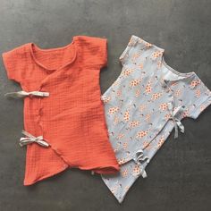 Sewing idea: @saba_ameli made my kimono onesies. It’s a free pattern on my blog (link in profile @sewinlove or go to https://www.sewinlove.com.au/2016/05/28/free-baby-kimono-onesie-sewing-pattern/ )  ⠀⠀⠀⠀⠀⠀⠀⠀⠀  Seeing handmade baby clothes brings me back so many sweet memories 👶 🍼 💕 Childs Kimono, Kimono Onesie, Newborn Bodysuit Kimono, Baby Kimono, Handmade Baby Clothes, Sewing Clothing, Free Sewing Pattern, Baby Projects, Fashion Project