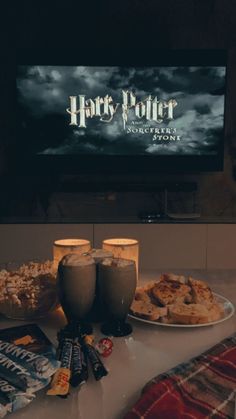 at home dating ideas Cinema Night At Home, Movie Date Night At Home Aesthetic, Home Movie Date Aesthetic, Harry Potter Date Night Ideas, Romantic At Home Date Ideas, Movie Night With Boyfriend, Harry Potter Date Night, Cute Date Ideas At Home, Movie Date Night At Home