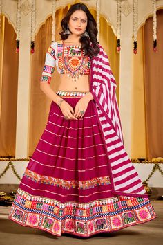 Stylish Pink Color Georgette Fabric Lehenga Choli Tredisnal Chaniya Choli, Choli Designs Latest, Lehenga Palazzo, Choli Navratri, Plus Size Lehenga, Navratri Lehenga, Navratri Chaniya Choli, Twitter Artist, Indian Party Wear