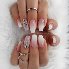 Pink And White Nails Provide organic texture to protect your health and Provide You Hotting colors optional, suitable for all occasions. Unghie Sfumate, Pink Glitter Nails, Nail Polishes, Holiday Nails, Ombre Nails, Peta