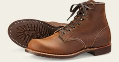 Famous for its clean lines, simple construction and classic round toe styling, the 3343 features Copper Rough & Tough leather, a durable Vibram® 430 Mini-lug outsole, triple stitched quality and Goodyear welt construction. Red Wing Minnesota, The Blacksmith, Mens Footwear, Flip Flop Boots, Mens Boots Fashion, Mens Leather Boots