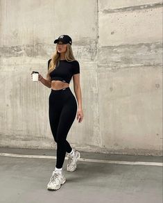 Gym Clothes Women, Tomboy Style Outfits, Looks Black