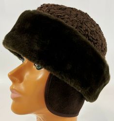 Vintage JJ Seifter Sons North King Faux Lambs Fur Brown Winter Hat Cap Size M General Used Condition as Pictured. SEE PHOTOS Please study High Definition Zoomable photos. You will receive the EXACT item(s) in photos and only item(s) in photos, unless otherwise specified. Please review all photos BEFORE purchase or sending a question. I try to answer all questions (measurements) in the photos. Mens Accessories Vintage, Snow Cap, Large Brim Hat, Types Of Hats, Cocktail Hat, Winter Hat, Hat Cap, Fur Trim, Vintage Accessories