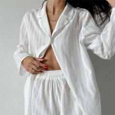 Material: Cotton  Weight: 233g Collection of cotton loose-fitting pajama sets, featuring a white long-sleeve shorts pajama set, cotton party pajamas loungewear, and stylish women's pajamas.  Cotton Loose-Fitting Pajama Set: Embrace comfort with our cotton loose-fitting pajama set. Made from soft, breathable cotton, this set ensures a cozy night's sleep while keeping you cool and relaxed.  White Long-Sleeve Shorts Pajama Set: Our white long-sleeve shorts pajama set combines classic style with ult Cute Pijamas, Cotton Loungewear, Cotton Pajamas Women, Short Blanc, Cotton Pajamas, Long Sleeve And Shorts, White Dress Party, Prom Outfits, Collar Blouse