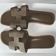 For A Chic Look, Perfect For All Seasons. Size 40 Eu 9.5 Us Not A Wide Fit So I Recommend Getting These If You Wear A Size 9 W. Hermes Shoes, Chic Look, Hermes Bags, All Seasons, Women's Shoes Sandals, Brown And Grey, Shoes Sandals, Women Shoes, Sandals