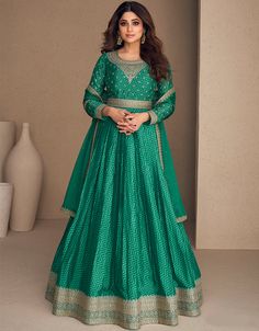 🌿 Embrace Enchanting Rama Green! Discover our Rama Green Chinon Silk Anarkali - a perfect blend of tradition and contemporary allure. Ideal for creating a graceful and stylish look that exudes elegance. Get ready to make a fashionable statement with your refined fashion sense and radiate with natural charm! ✨👗 #ArabicAttireFashion #RamaGreenChinonAnarkali #EleganceInGreen #TraditionMeetsChic #AnarkaliGlam Party Wear Salwar Suits, Salwar Suits For Women, Party Wear Suits, Party Wear Salwar, Designer Anarkali Dresses, Gown With Dupatta, Silk Anarkali, Modest Evening Dress, Latest Salwar Kameez