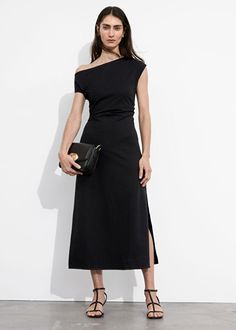 One-Shoulder Midi Dress - Black - Midi dresses - & Other Stories US Asymmetrical Midi Dress, One Shoulder Midi Dress, Knit Outerwear, Swimsuit Fashion, Fashion Story, Trending Dresses, Swimwear Fashion, Workwear Dress, Scarf Hairstyles