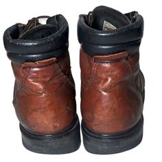 RED WING® 202 Brown Leather Lace Up Boots Men's Size 8.5 E.E. RETAIL PRICE: $225.00 Style No: 202 ITEM DESCRIPTION: A time-tested, purpose-built design delivers big in some of the harshest working conditions in the oil and gas, construction, manufacturing and other industries. SuperSole® is a single-density, direct-molded urethane sole maximizes comfort while delivering superior traction. It is also highly resistant to oil and other chemicals. ITEM CONDITION: Good Pre Owned Condition. ABOUT THE Rugged Sturdy Leather Boots, Rugged Leather Waterproof Boots, Sturdy Brown Leather Waterproof Boots, Brown Cap Toe Work Boots For Outdoor, Sturdy Leather Work Boots With Snip Toe, Sturdy Leather Work Boots, Sturdy Brown Waterproof Boots With Round Toe, Sturdy Leather Boots With Round Toe, Brown Waterproof Boots With Sturdy Round Toe