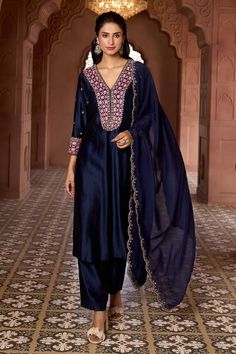 Navy blue kurta with contrasting sequin, thread and floral embroidery. Comes with scalloped hem dupatta and solid pant. - Aza Fashions Blue Silk Salwar Kameez With Intricate Embroidery, Blue Chinon Kurta With Intricate Embroidery, Blue Embroidered Unstitched Suit In Chinon, Blue Unstitched Suit With Intricate Embroidery For Reception, Blue Embroidered Unstitched Suit For Reception, Blue Palazzo Set With Intricate Embroidery For Diwali, Blue Churidar With Intricate Embroidery, Blue Embroidered Palazzo Set For Diwali, Blue Art Silk Salwar Kameez With Intricate Embroidery