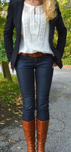 Fall Fashion With Jeans, Blazer And Long Booties Stylish Pants Outfits, Looks Jeans, Outfit Jeans, Gwyneth Paltrow, Casual Winter Outfits, Estilo Boho