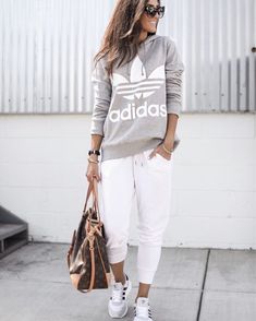 Looks Adidas, Star Shoe, Look Adidas, Mode Casual, Athleisure Outfits, Shoe Lace, Sporty Outfits, 가을 패션