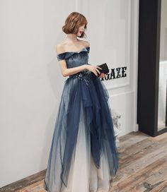 Prom Season Ball Gown With Tulle Skirt For Banquet, Prom Evening Dress With Tulle Skirt, Tulle Skirt Evening Dress For Prom Season, Tulle Maxi Dress With Sweep Train For Prom, Tulle Evening Dress For Prom, Tulle Evening Dress With Sweep Train For Prom, Tulle Evening Dress For Prom Season, Elegant Homecoming Gown With Tulle Skirt, Banquet Ball Gown Evening Dress With Tulle Skirt