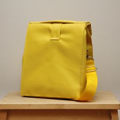 Lunch bag with strap Lunch bag insulated yellow lunch bag men - Etsy Brasil Yellow Rectangular Travel Lunch Bag, Yellow Square Box Bag With Top Carry Handle, Square Large Capacity Lunch Bag For Gift, Gift Large Capacity Square Lunch Bag, Yellow Square Box Bag For Everyday Use, Yellow Square Box Bag For Travel, Yellow Rectangular Box Bag With Adjustable Strap, Yellow Square Box Bag For Gift, Yellow Rectangular Box Bag For Gifts