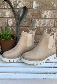 Piper Suede Ankle Boots Cute Ankle Boots, Fit Man, Mules Sandals, Trendy Boots, Fall Styles, Platform Block Heels, Sandals Slippers, Classic Pumps, Pinterest Closet