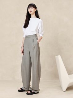 Siena Wide-Leg Italian Wool Pant | Banana Republic