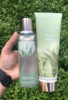 Victoria Secret Perfume And Lotion, Victoria Secret Perfume Body Spray, Perfume And Lotion, Profumo Victoria Secret, Victoria Secret Body Spray, Bath N Body Works, Victoria Secret Fragrances, Perfume Body Spray, Perfume Collection Fragrance