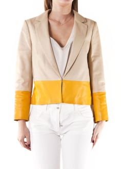 http://www.vittogroup.com/categoria-prodotto/donna/stilisti-brands-donna/tory-burch-spring-summer-collection/ Gold Tailored Double-breasted Blazer, Gold Double-breasted Blazer With Buttons, Classic Yellow Blazer With Button Closure, Classic Single-breasted Yellow Blazer, Yellow Single-breasted Blazer With Lapel Collar, Men's Blazer