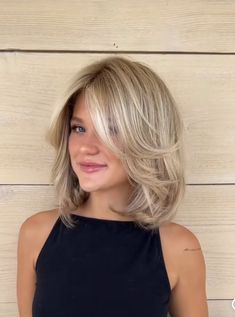 Fine Hair Blonde Bob, 90s Layered Haircut Fine Hair, 90s Textured Bob, Keaton Oaks Hair, Blonde Bob Layers, Shoulder Length Hair With Layers Blonde, Short Blonde Hair Inspiration, Blonde Hair 50 Year Old, Layered 90s Bob