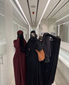 Abaya Outfit, Estilo Hijab, Niqab Fashion, Modest Fashion Hijab, Muslim Fashion Hijab Outfits, Hijabi Aesthetic, Muslim Fashion Hijab