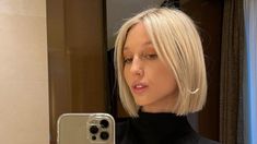 Slick Bob, Princess Olympia Of Greece, Blonde Baby, Baby Blonde, Hot Haircuts, Alicia Vikander, Popular Haircuts, Phoebe Philo, Natural Blondes