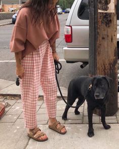 Danish Pastel Fall Outfits, Dressed Up But Casual, Georgia Style Outfits, Oversized Plus Size Outfits, Fall 2023 Street Style, Luxury Casual Outfit, Cute Errands Outfit, Teacher Casual Outfits, Colorful Workwear