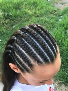 Trenzas cocidas White Girl Braided Hairstyles, Conroe Hairstyles, How To Do Cornrows On Yourself, Braid Hairstyles Cornrows, 6 Braids, Braids Simple, Holiday Braids, Hairstyles For All Hair Types, Girls Hair Styles