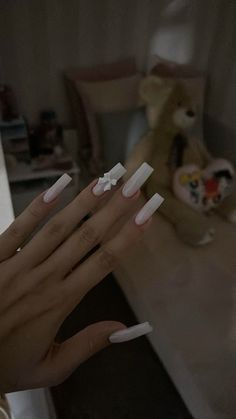 Bouquet Nails, Cool Finger Tattoos, Henna Nails, Hard Gel Nails, Milky Nails, Manicure Nail Designs, Claw Nails, Beige Nails, White Acrylic Nails