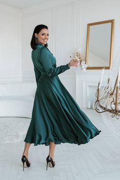 Elegant Green Knee-length Long Sleeve Dress, Elegant Fitted Vintage Dress In Solid Color, Elegant Solid Color Fitted Vintage Dress, Modest Green A-line Dress, Elegant Knee-length Vintage Dress, Elegant Vintage Midi Dress, Elegant Long Sleeve Fitted Vintage Dress, Formal Long Sleeve Tea Length Dress, Elegant Green Maxi Dress For Fall