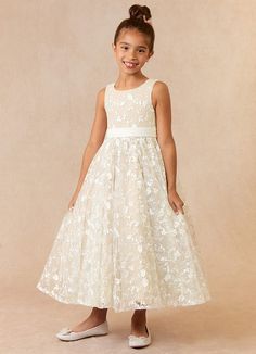 Have your flower girl dressed beautifully in our lace ball gown, Rosie. Her scoop neckline is complemented with a matte satin belt that sits atop a full Ball gown that will flare as she has fun dancing. Champagne Flower Girl, Long Flower Girl Dresses, Lace Ball Gowns, Wedding Flowers Summer, Glitter Flowers, Flower Girl Dress Lace