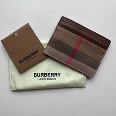 Burberry Authentic Card Holder Wallet With Dust Bag New. Bought In Italy. Burberry Bear, Business Card Displays, Leather Key Case, Burberry Vintage, Burberry Accessories, Burberry Wallet, Vintage Burberry, Bottle Bag, Leather Key