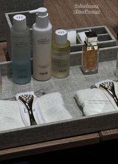 Luxury Skincare Aesthetic, Luxury Haircare Aesthetic, Bella Hadid Skincare, Skincare In Bathroom Aesthetic, Nail Studio, Trending Sunglasses, Self Care Activities, Makeup Essentials