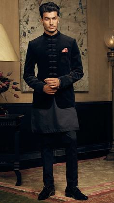 Bandhgala Outfits For Men, Jodhpuri With Kurta For Men, Bandhgala Suit Men Wedding, Western Dress Ideas, Sangeet Outfit For Men, Jodhpuri Suits For Men Wedding, Indo Western Outfits For Men, Traditional Indian Mens Clothing, Fashion For Winter