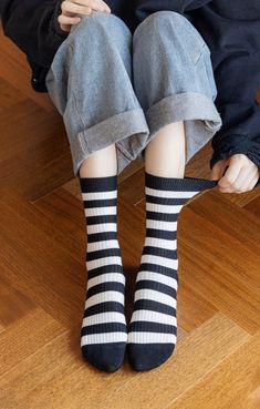 Elevate your outfit with our Womens Striped Socks! Perfect for any look, these black and white stripes are a timeless addition to your wardrobe.
#OOTD #WhatIWore #OOTDShare #FashionDiaries #Fashionista #StyleGram #StreetStyleLuxe #LookOfTheDay #FashionBlogger #AboutALook #MyStyle #OOTDPage #WhoWhatWearing #StyleDiaries #FashionInspo #StyleGram #MinimalStyle #YVRBlogger #DailyHiveStyle #IgVancouver #OOTDGals Casual Striped Summer Socks, Casual Stretch Striped Socks, Cheap Fitted Striped Socks, Casual Striped Cotton Socks, Retro Striped Cotton Socks