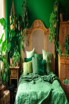 25+ Green Witch Aesthetic Home Bedroom Green Witch Aesthetic