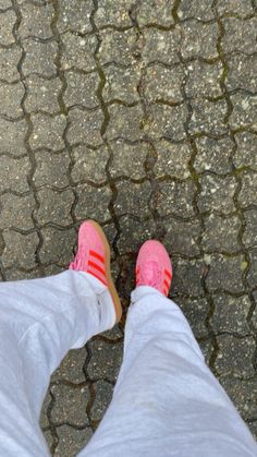 Pink Adidas Outfit, Bright Pink Shoes, Pink Gazelle, Colored Adidas, Pink Gazelles, Sarah Adams, Nike Shoes Women Fashion, Colorful Sneakers